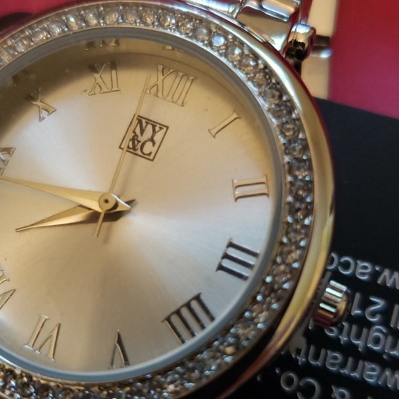 Watch - Picture 3 of 5